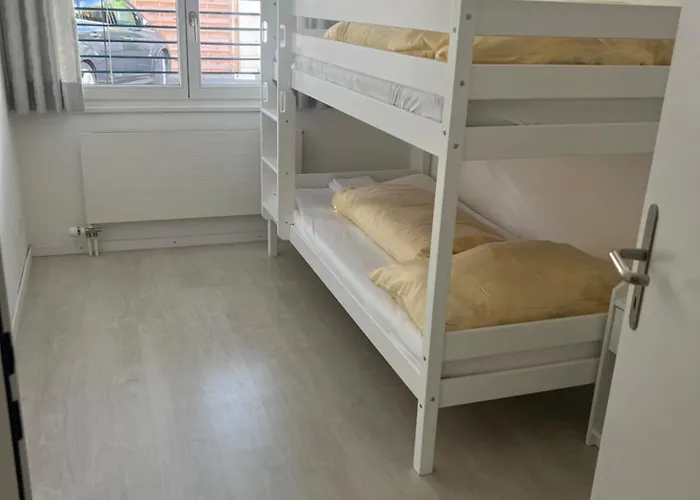 Apartment Tom
